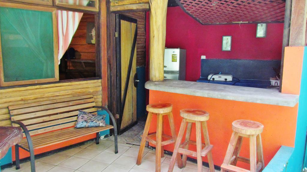 Se Ua Panzió Manzanillo  Szoba fotó